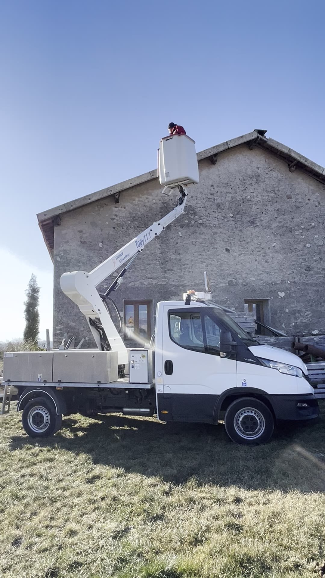 Intervention à la nacelle sans échafaudage